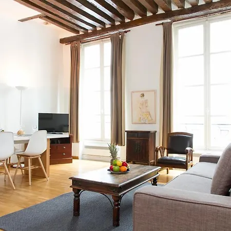 Private Apartment - St. Germain - River Seine