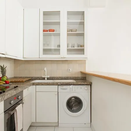 Private Apartment - St. Germain - River Seine Апартаменты *